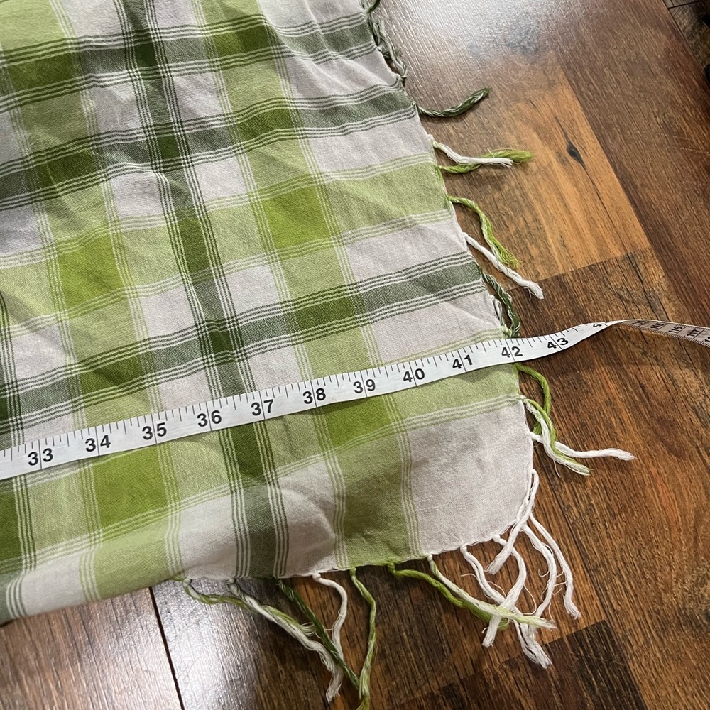 Hollister Plaid Scarf - Picture 5 of 5